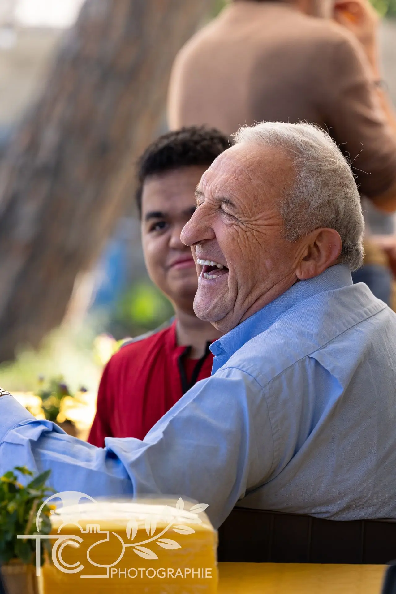 homme-souriant-teva-coffaro